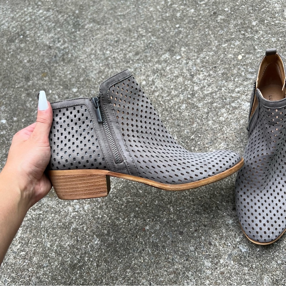 brand new gray lucky brand ankle boots size 9.5